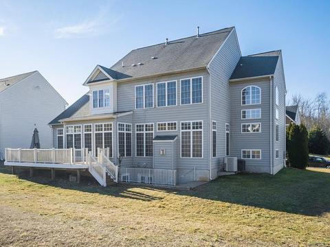 18605 Kerill Rd, Triangle, VA 22172 photo 3