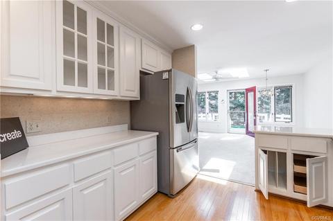 2911 Summerhurst Dr, Midlothian, VA 23113 photo 8