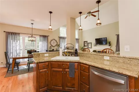 7616 S Shore Dr, Gloucester, VA 23061 photo 16