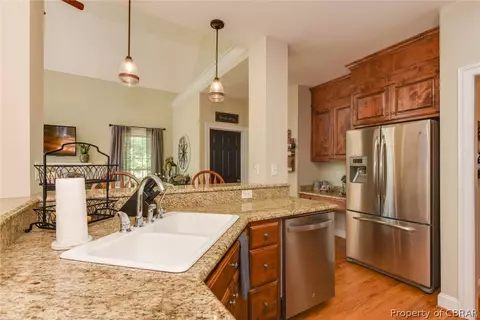 7616 S Shore Dr, Gloucester, VA 23061 photo 15