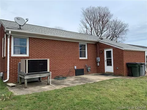 10 Al St, Hampton, VA 23664 photo 8