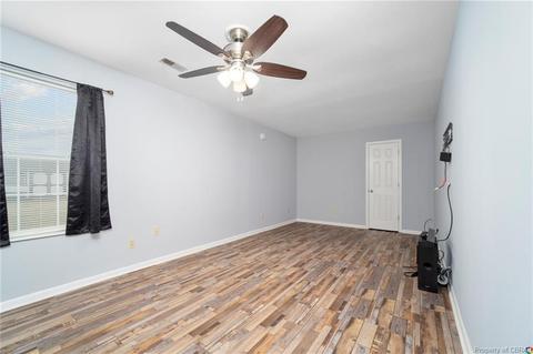 1893 Gloucester Point Dr, Gloucester Point, VA 23062 photo 16