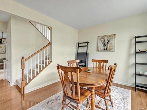9565 Thornecrest Dr, Mechanicsville, VA 23116 photo 5
