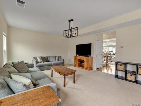 9565 Thornecrest Dr, Mechanicsville, VA 23116 photo 9