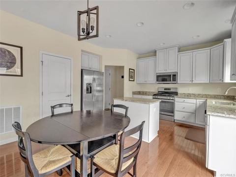 9565 Thornecrest Dr, Mechanicsville, VA 23116 photo 10