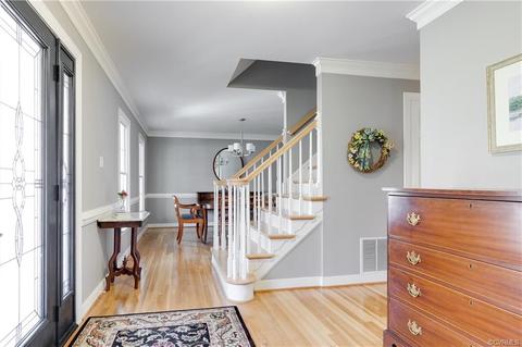 6405 Walnut Bend Dr, Midlothian, VA 23112 photo 2
