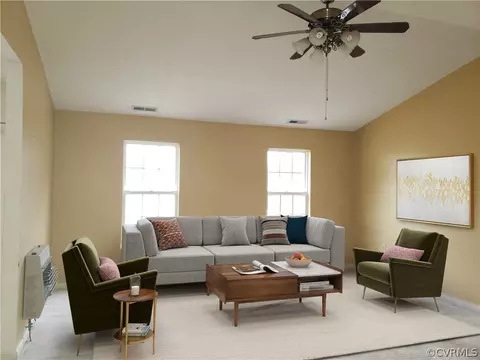 111 Richardson Rd, Hustle, VA 22476 photo 3