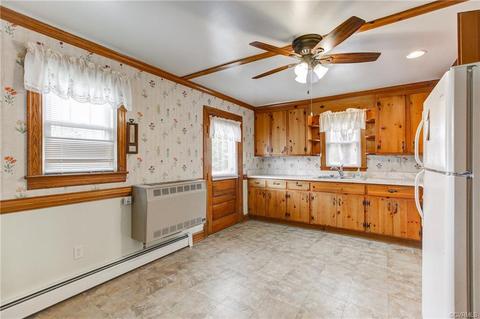 1638 Buckner Rd, Bumpass, VA 23024 photo 3