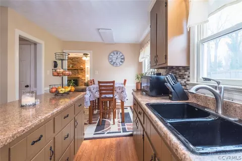 3909 Paces Ferry Rd, Chester, VA 23831 photo 16