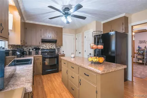 3909 Paces Ferry Rd, Chester, VA 23831 photo 18