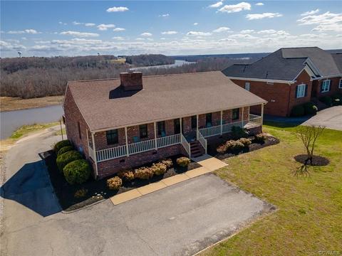 431 Riverview Ct, Chester, VA 23836 photo 4