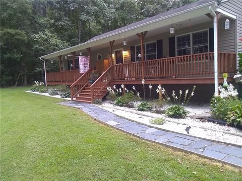 16909 Namozine Rd, Sutherland, VA 23885 photo 1