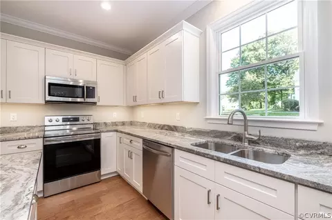 1411 E Overlook Dr, Powhatan, VA 23139 photo 14
