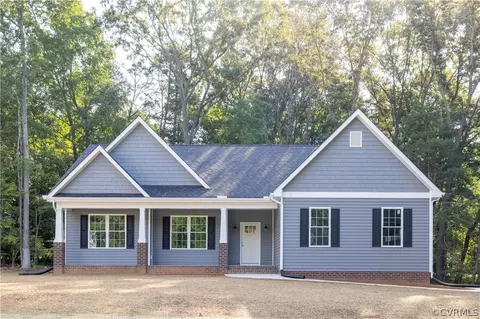 1411 E Overlook Dr, Powhatan, VA 23139 photo 1