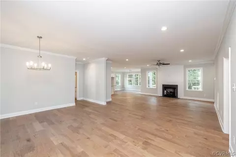 1411 E Overlook Dr, Powhatan, VA 23139 photo 4