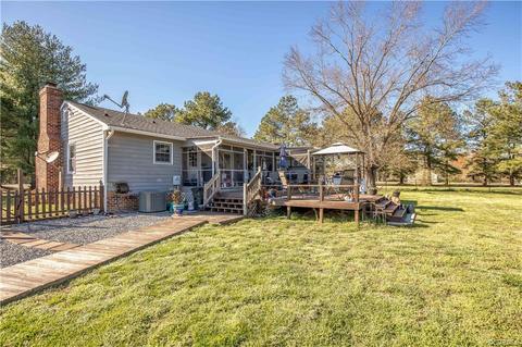 6305 Claiborne Rd, Sutherland, VA 23885 photo 2