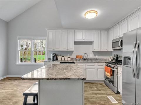 7331 Port Side Dr, Midlothian, VA 23112 photo 11