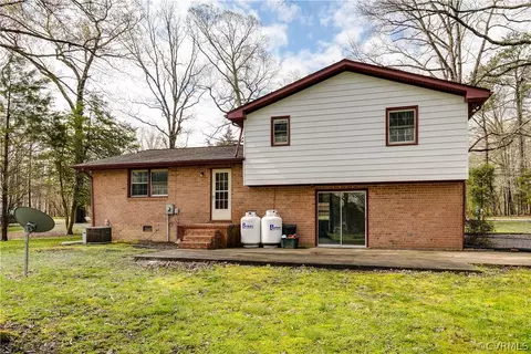4440 Treely Rd, Chester, VA 23831 photo 8