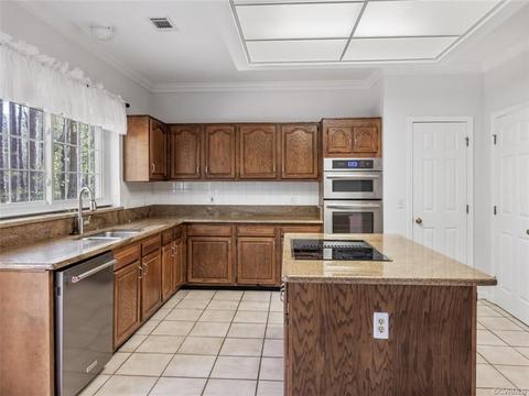 5902 Eastbluff Ct, Midlothian, VA 23112 photo 10