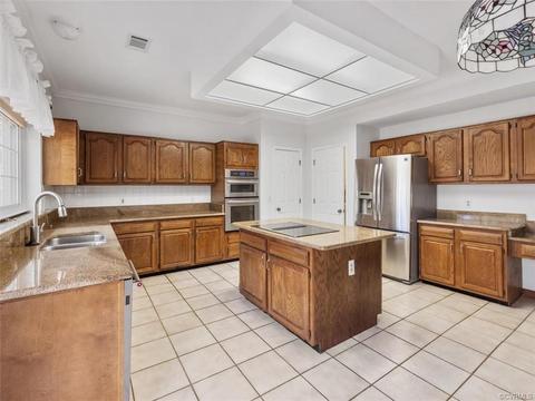 5902 Eastbluff Ct, Midlothian, VA 23112 photo 11