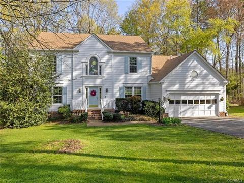 5902 Eastbluff Ct, Midlothian, VA 23112 photo 2