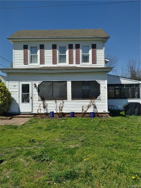 517 8th St, West Point, VA 23181 photo 1
