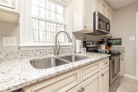 6900 Pointer Ridge Rd, Midlothian, VA 23112 photo 9