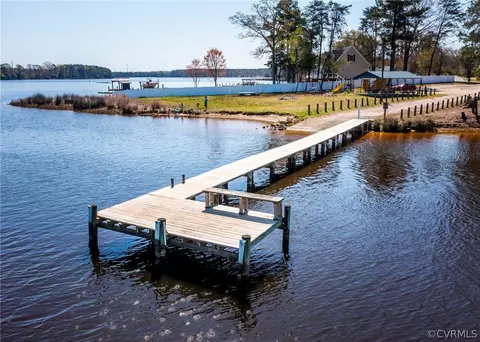 6433 Holly Trl, Gloucester, VA 23061 photo 33