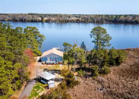6433 Holly Trl, Gloucester, VA 23061 photo 11