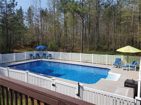 4004 Jack Flash Ln, Sutherland, VA 23885 photo 4