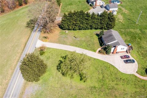 2032 Willow Brook Rd, Bumpass, VA 23024 photo 2