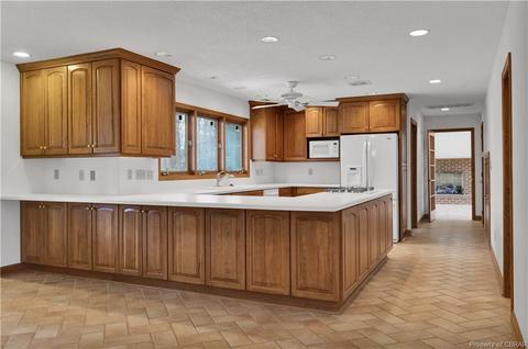 7847 O Neil Rd, Gloucester, VA 23061 photo 17