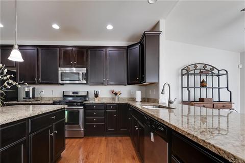 10437 Pembrooke Dock Ct, Midlothian, VA 23112 photo 16
