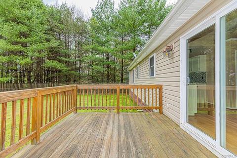 15 White Pine Ct, Aylett, VA 23009 photo 3