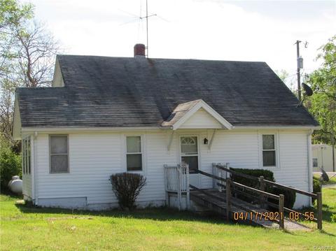 818 Third St, Blackstone, VA 23824 photo 1
