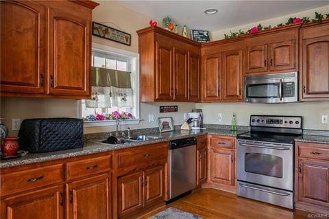 25307 Carson Rd, Carson, VA 23830 photo 8