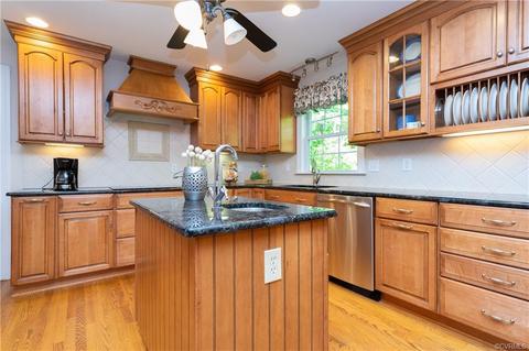 10295 Summer Hill Rd, Mechanicsville, VA 23116 photo 12