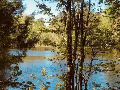 5430 Jonquil Ln, Gloucester, VA 23061 photo 2