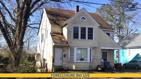 411 Walnut St, Franklin, VA 23851 photo 1
