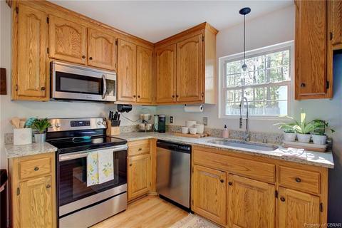 7322 Edgehill St, Gloucester, VA 23061 photo 5
