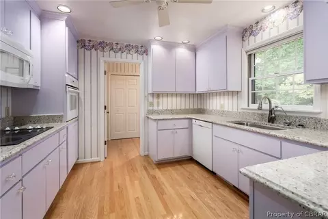 279 Peake Rd, Weems, VA 22576 photo 13