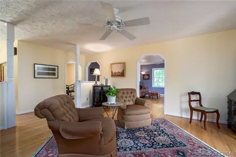 279 Peake Rd, Weems, VA 22576 photo 26