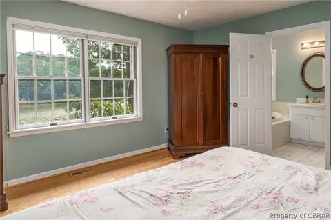 279 Peake Rd, Weems, VA 22576 photo 33