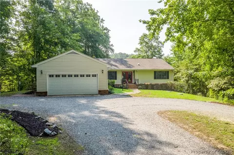 279 Peake Rd, Weems, VA 22576 photo 47