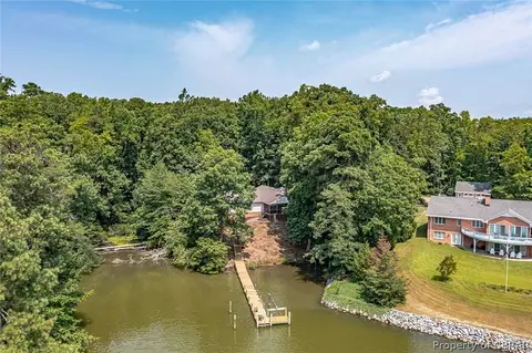 279 Peake Rd, Weems, VA 22576 photo 44
