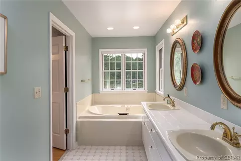 279 Peake Rd, Weems, VA 22576 photo 36