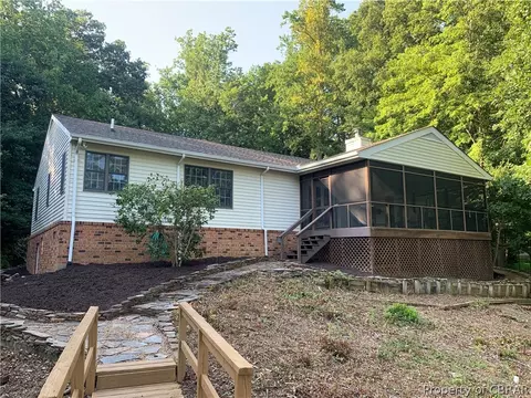 279 Peake Rd, Weems, VA 22576 photo 41