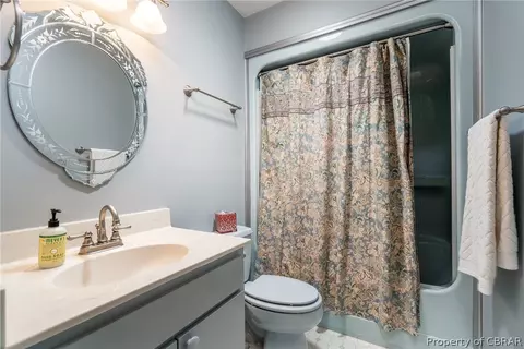 279 Peake Rd, Weems, VA 22576 photo 38