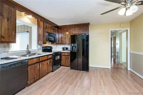 11420 Elshur Rd, Midlothian, VA 23112 photo 9