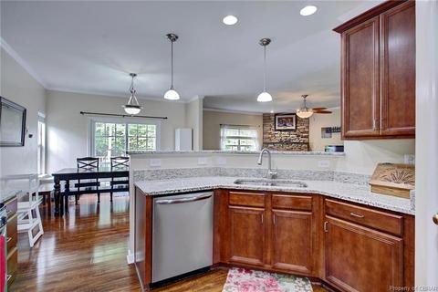 6182 Ruth Dr, Gloucester, VA 23061 photo 7